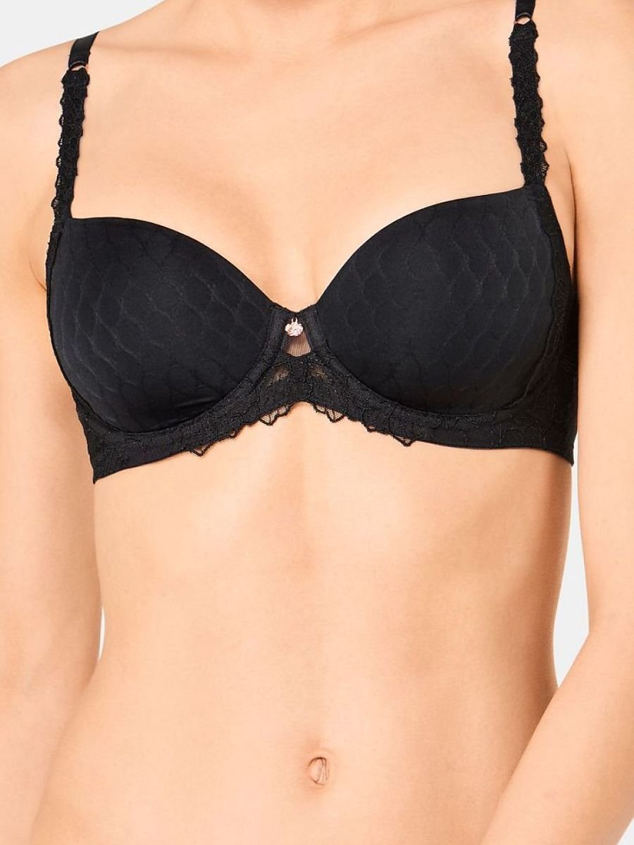 Padded bra model 230273 Triumph