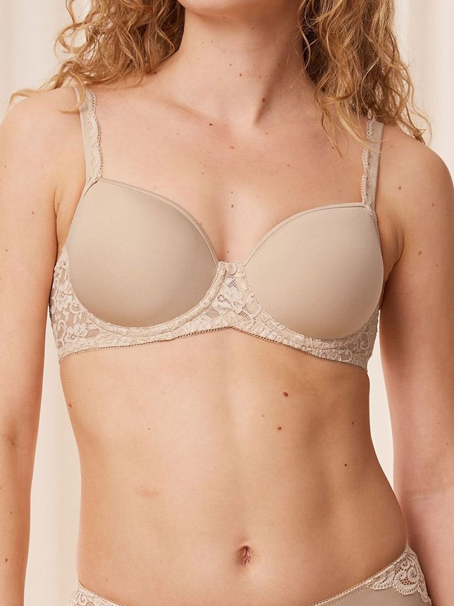 Padded bra model 229310 Triumph