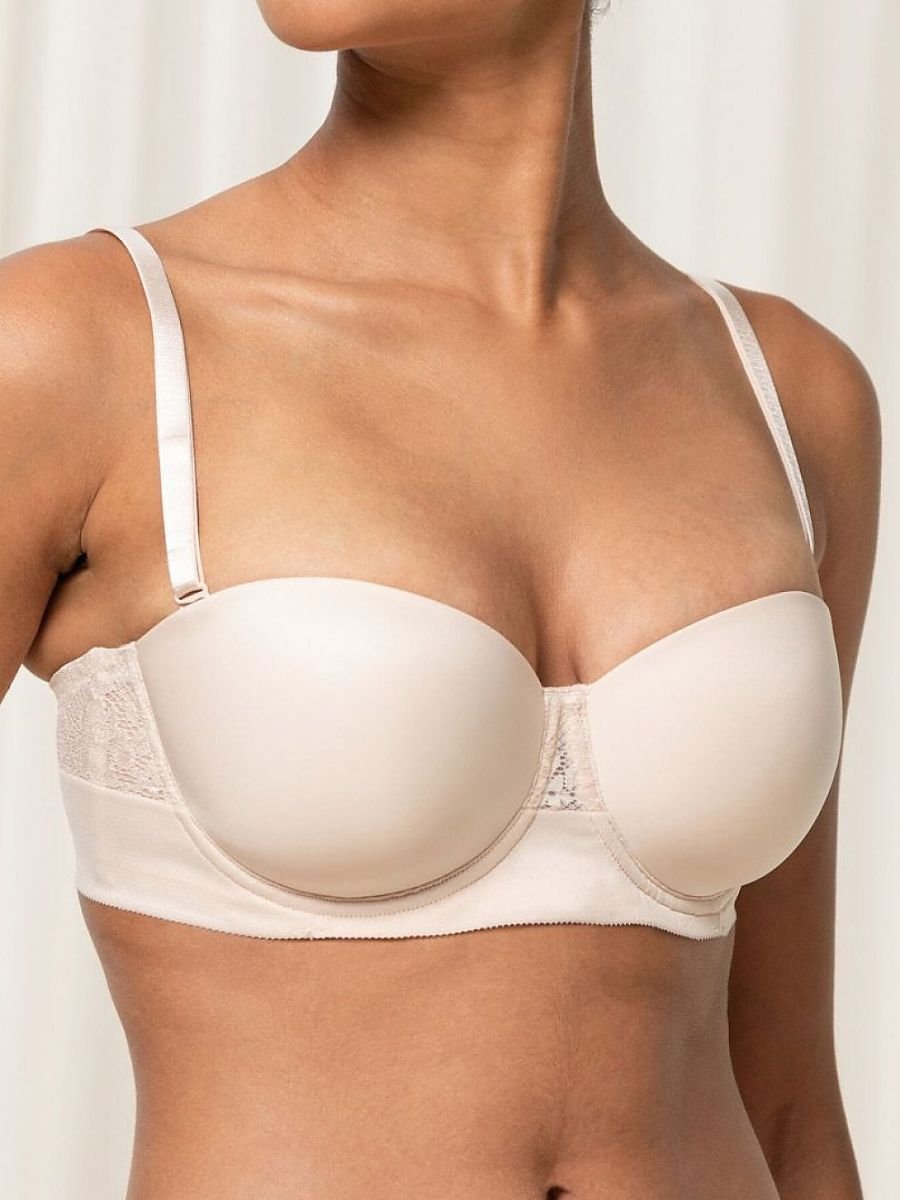Braceless bra model 229986 Triumph