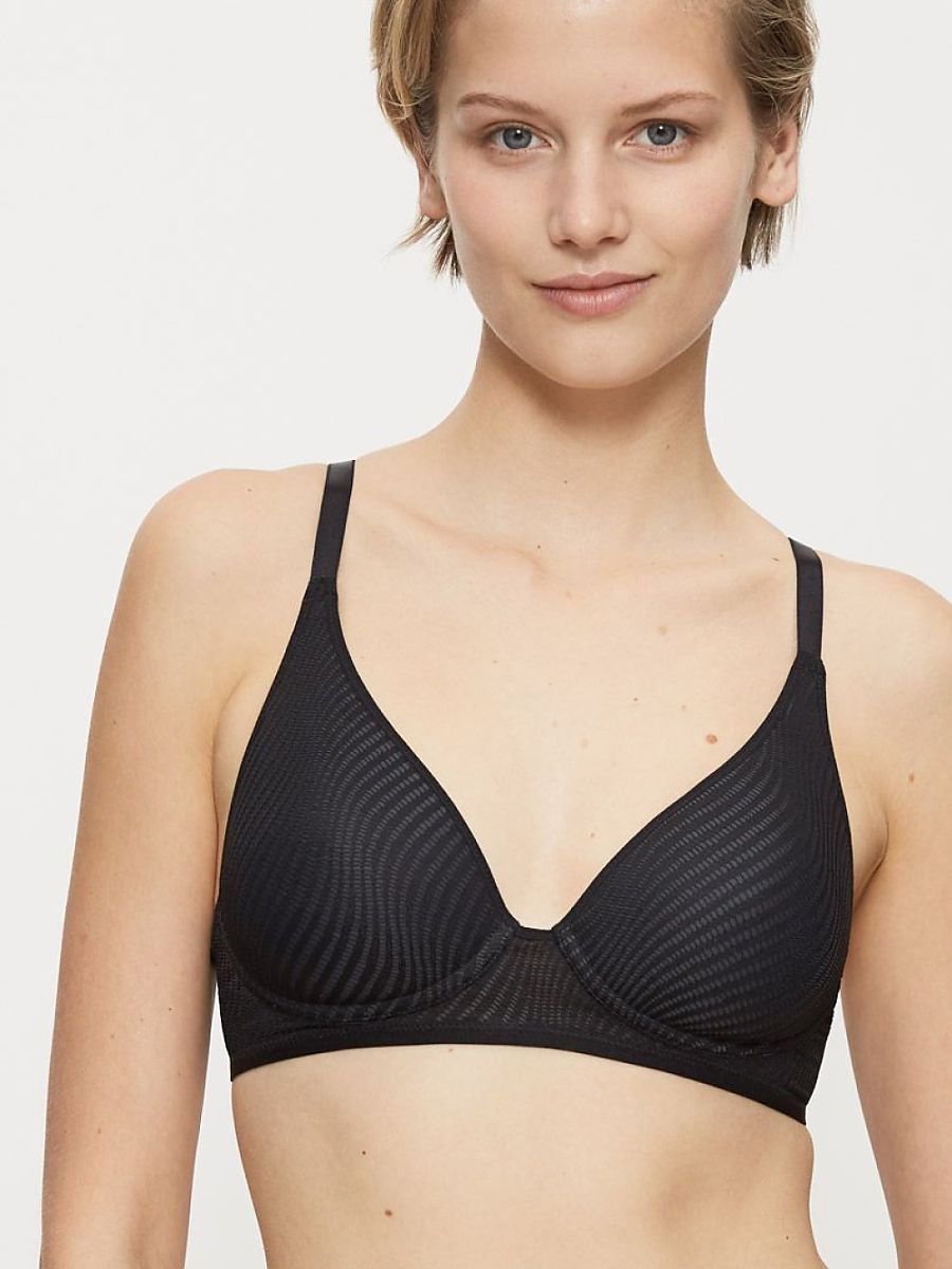 Padded bra model 230218 Triumph