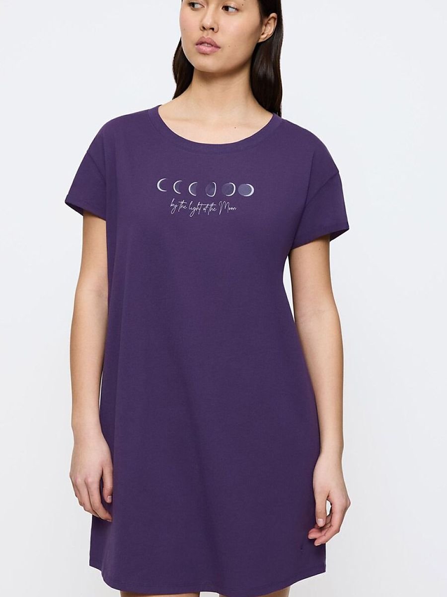 Nightshirt model 230298 Triumph