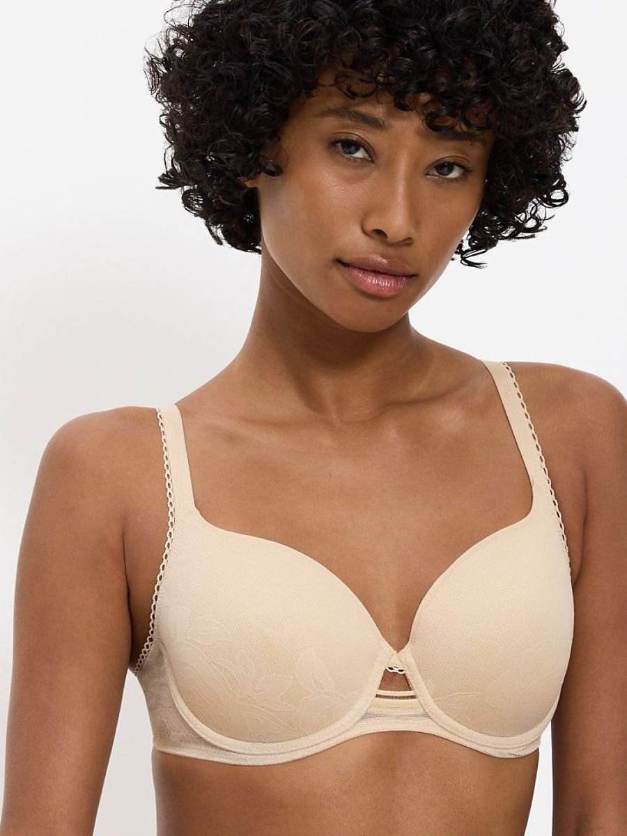 Padded bra model 230238 Triumph