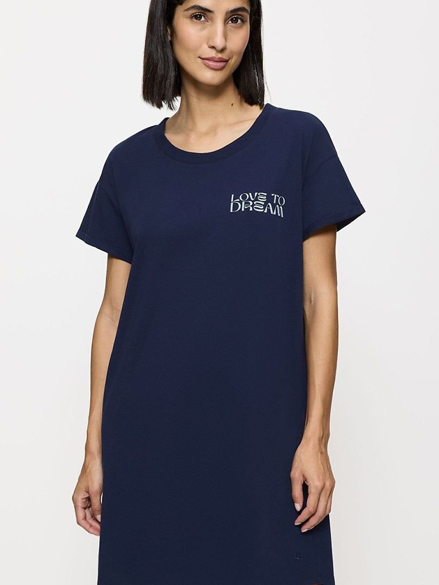Nightshirt model 230299 Triumph