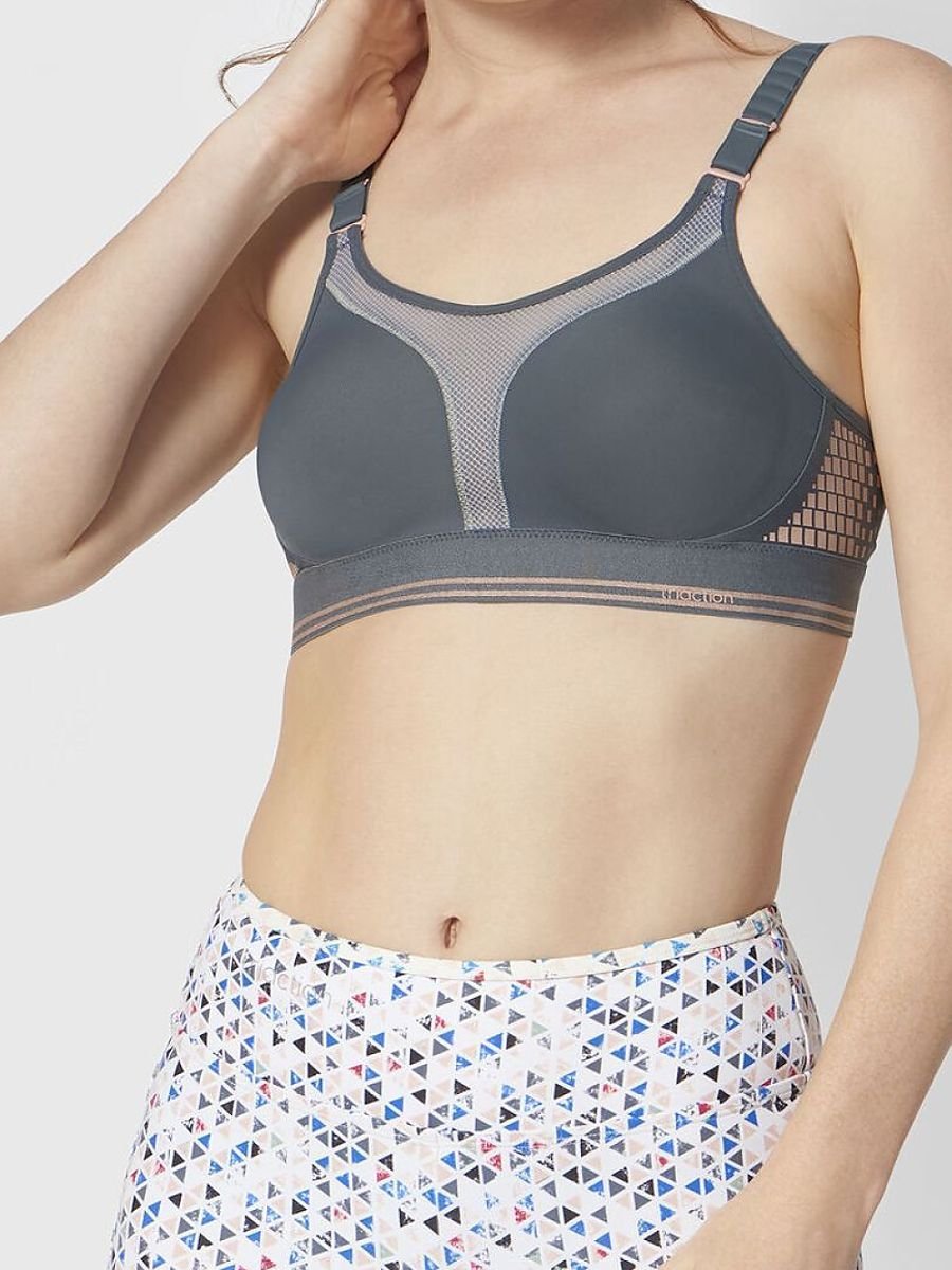 Sports bra model 230283 Triumph